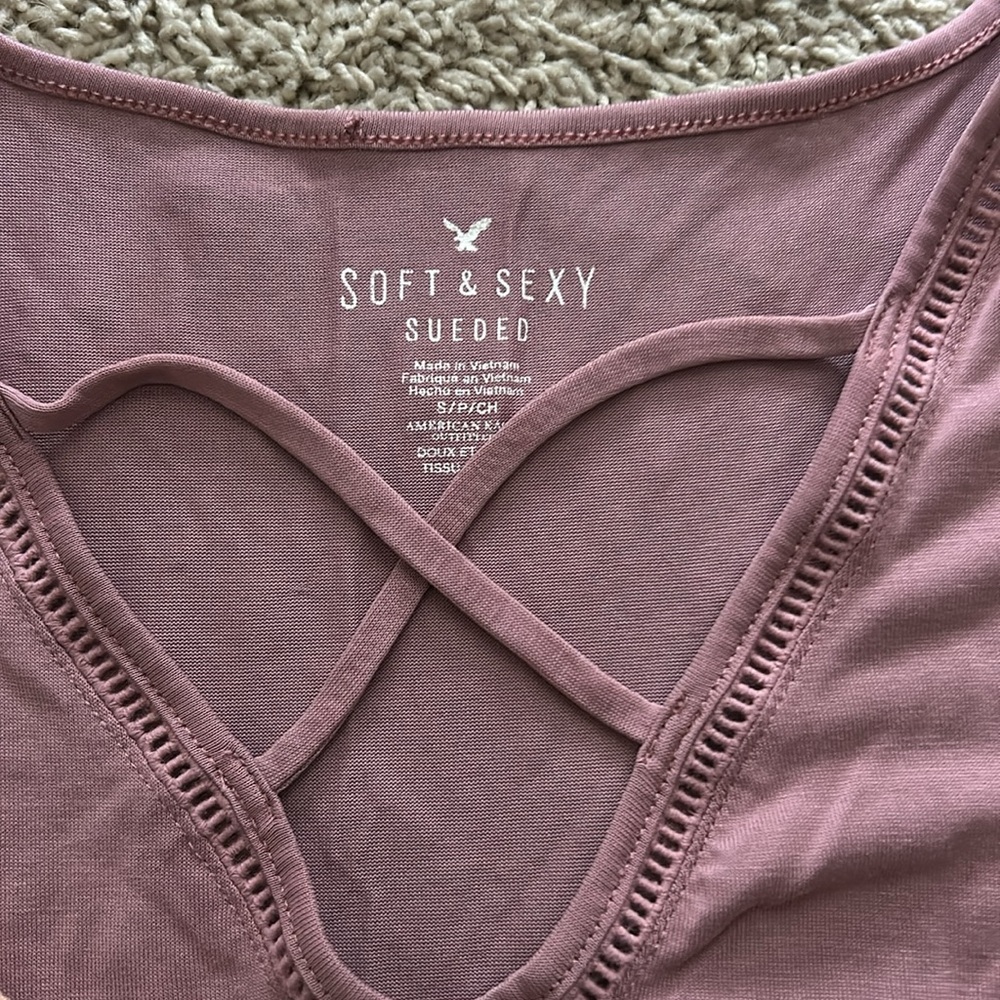 Bundle of 2 American Eagle Tops - Picture 2 of 4